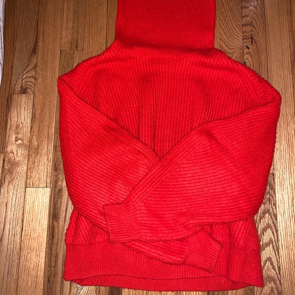 H&M Sweaters - H&M Bright Red/Orange Turtleneck Small